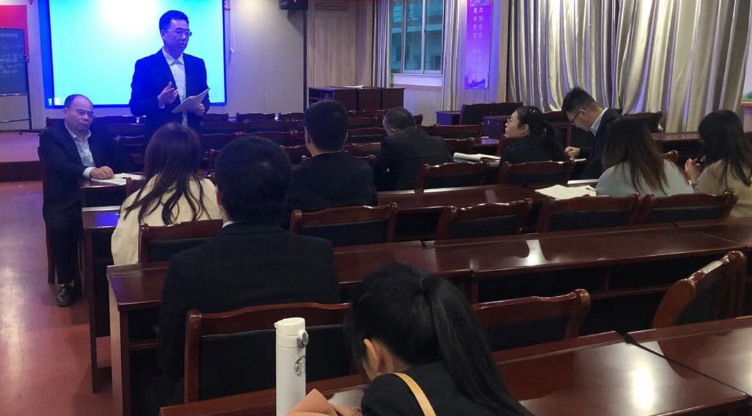 课堂3_副本.jpg 课堂3_副本.jpg