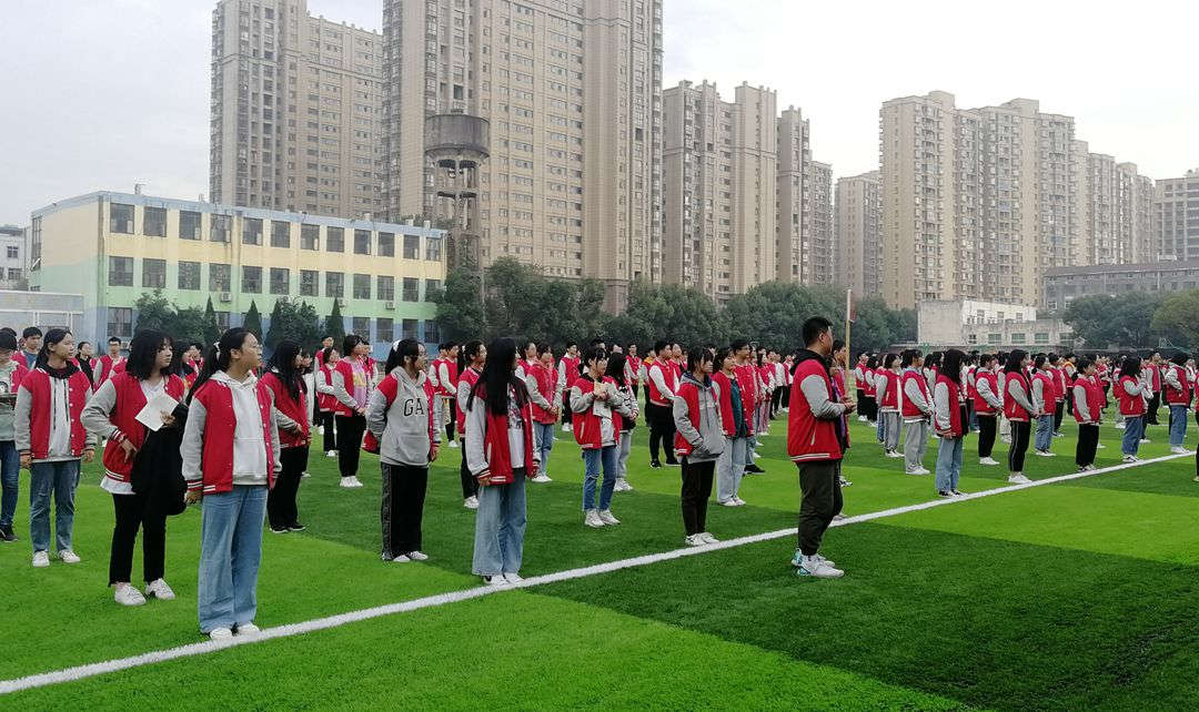 迎宾2_副本.jpg 迎宾2_副本.jpg