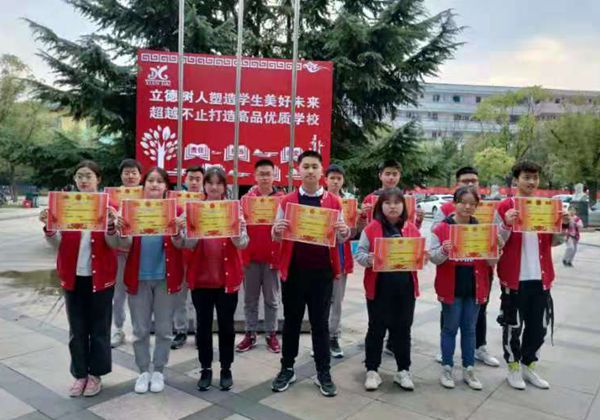 迎宾3副本.jpg 迎宾3副本.jpg